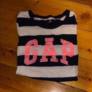Women’s Gap T-Shirt